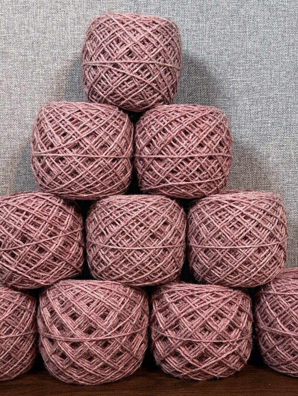 Reclaimed 100% Wool Worsted Yarn 2605 Yds Mulberry Light Purple 1206g (10 Cakes)